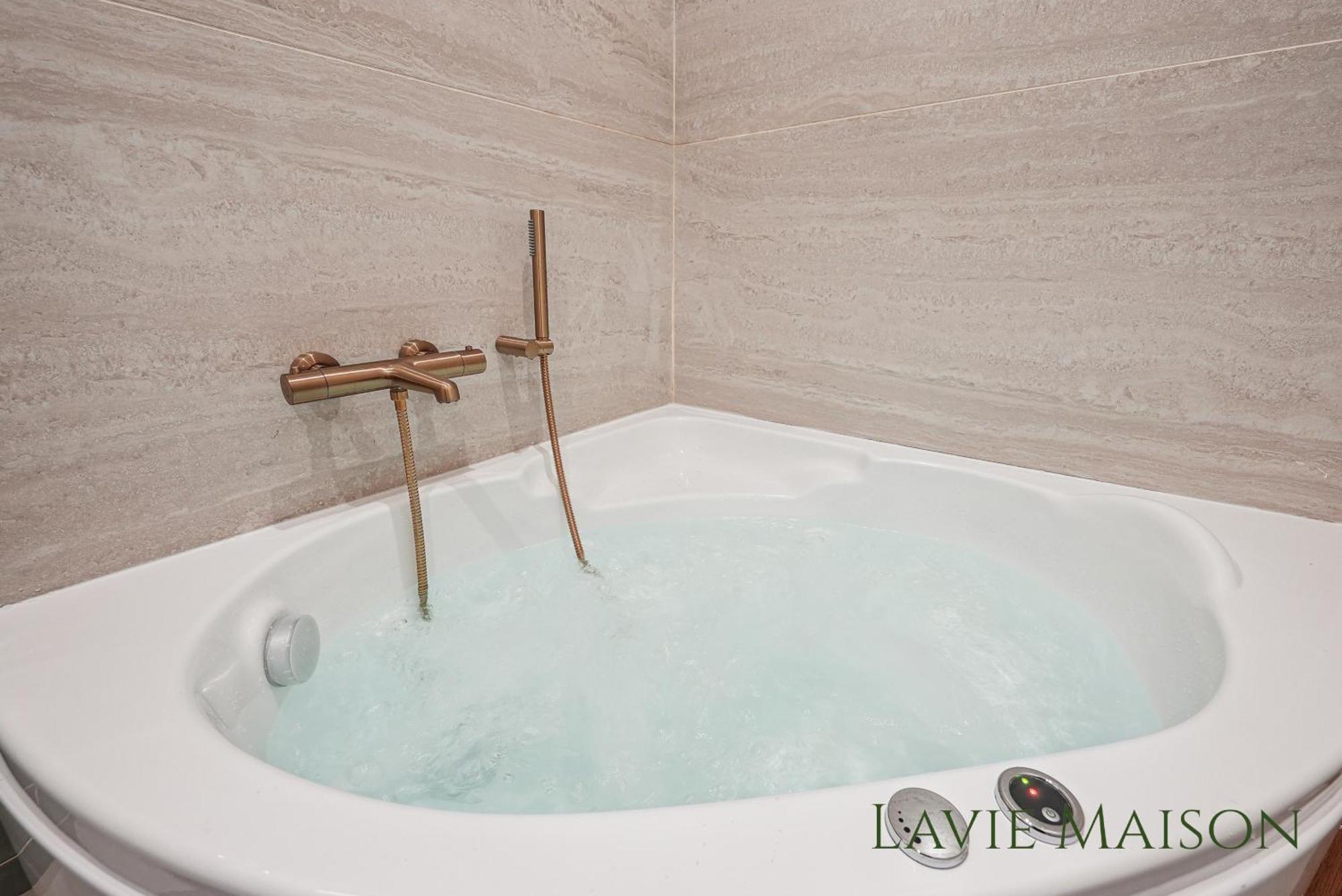 Lavie Maison Central & Hot Tub Bordéus Exterior foto